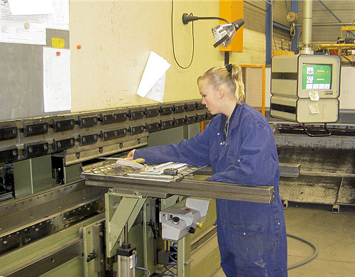 Een stagiaire aan de Safan kantbank